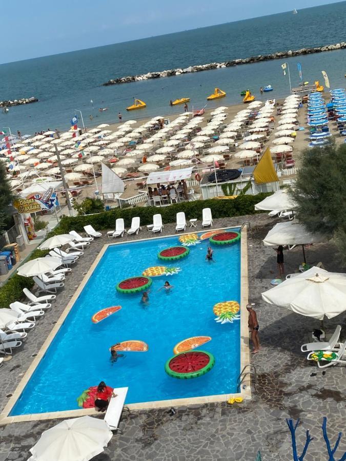 Residenza Villa Flores Bellaria-Igea Marina Zewnętrze zdjęcie